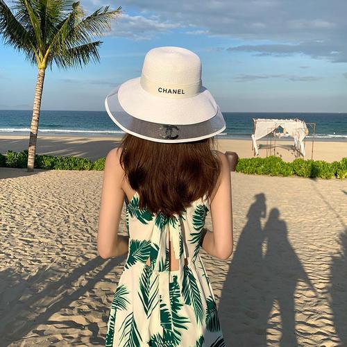 泰国三亚性感长裙2019夏装新款绿叶子胸围可调节海滩巴厘岛沙滩裙