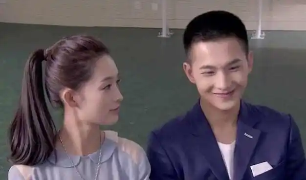 杨洋的6位绯闻女友最大36岁最小24岁一个比一个年轻