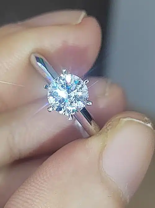 d色vs2一克拉钻戒结婚钻戒天然钻石戒指