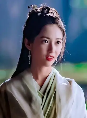 陈钰琪在2018版新倚天屠龙记饰演赵敏大获好评