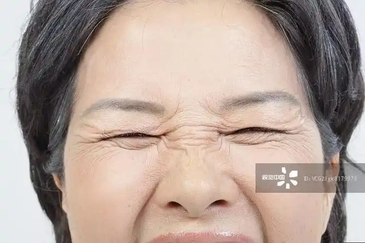 想要皱纹少,办法已找到!_皮肤