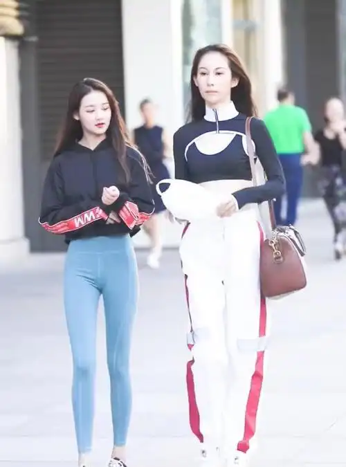 有一种差距叫闺蜜我身高170比不上她158穿无痕裤