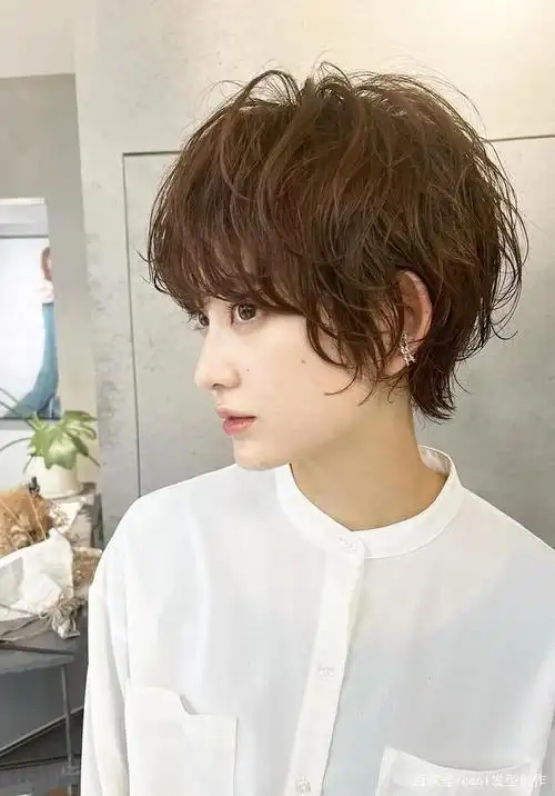 日系短发纹理烫 给你要的时髦感!