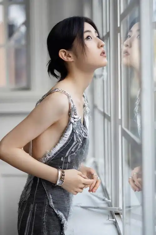 张子枫超话#vogue forces of fashion