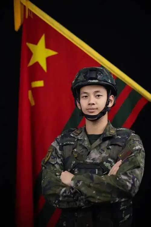 同样拍下来帅气写真武警安顺支队的退伍兵哥再来看看兵哥的退伍写真看