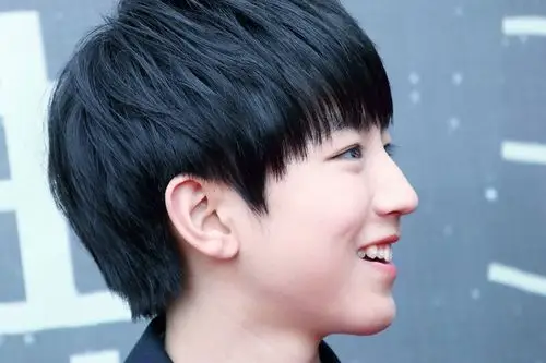 王俊凯# #tfboys王俊凯# #tfboys# 150325qq音乐年度盛典 cr:叫我头