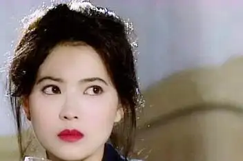 《容易受伤的女人》配上蓝洁瑛的古装剧,美的让人窒息简介:一首王菲