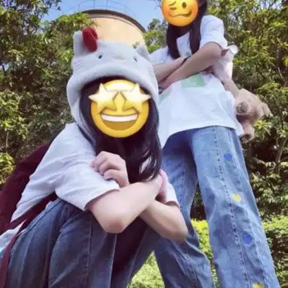 表情遮脸闺蜜头像