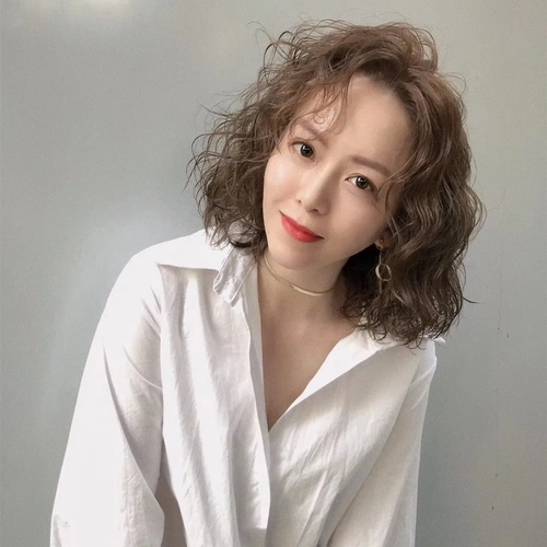 栗棕色头发图片(今年全头烫发太火了) - 赤虎壹号