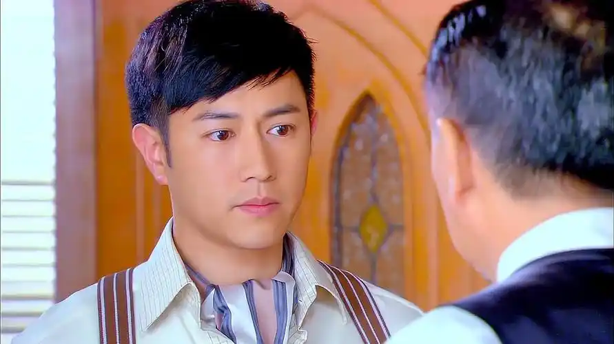 分集速看年代情感剧《烽火佳人》