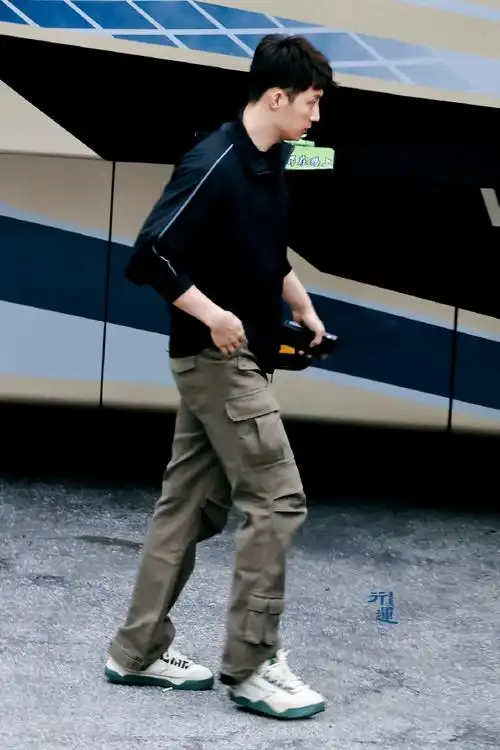 黄景瑜烟花少年##黄景瑜张小满