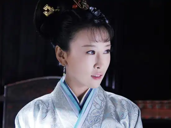 郑晓龙/1343" data-lemmaid="1343">郑晓龙 /a>执导的古装电视剧《 a