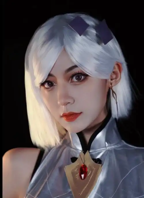 解说天云cos镜姐姐祝你上分顺利称霸野区