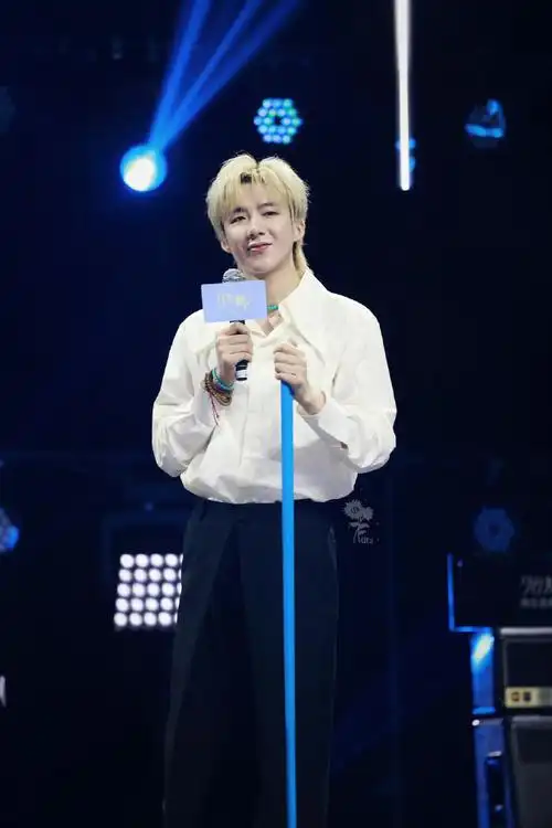 刘宇宁纯甄品牌代言人##刘宇宁