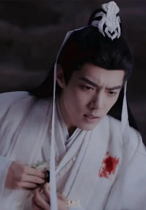 肖战##肖战玉骨遥##肖战时影#这个白发带……很妙