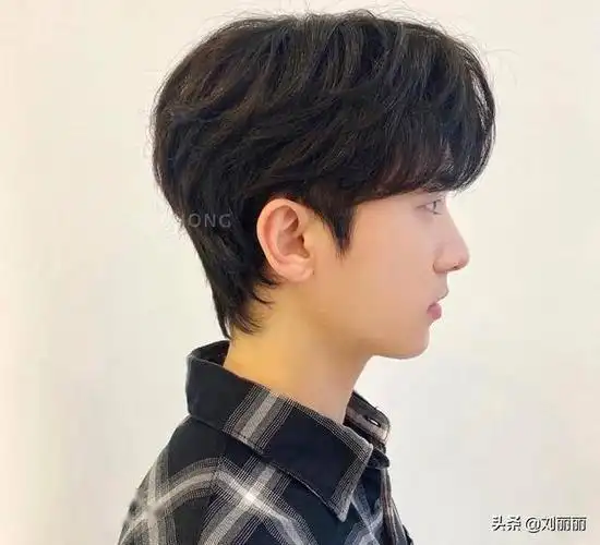 今夏"最帅气"男发看这里,清爽有型显精神,适合大多数男士_发型