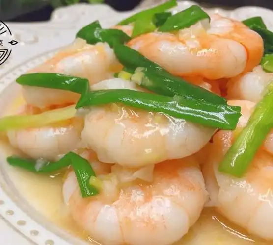 葱爆虾仁,做法简单,全家爱吃