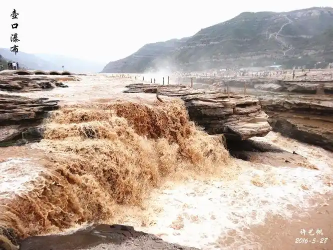 "日新月异新中国,壮丽河山70年"湖南广益实验中学教职工摄影作品展