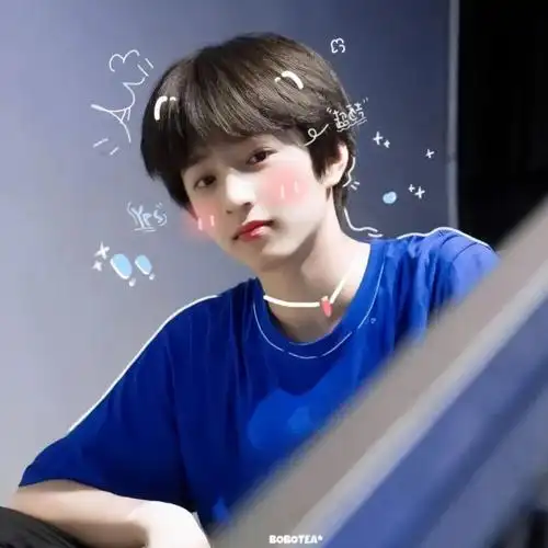 刘耀文头像愿你一切出于自然并非刻意愿你永怀善意灵魂澄澈明朗