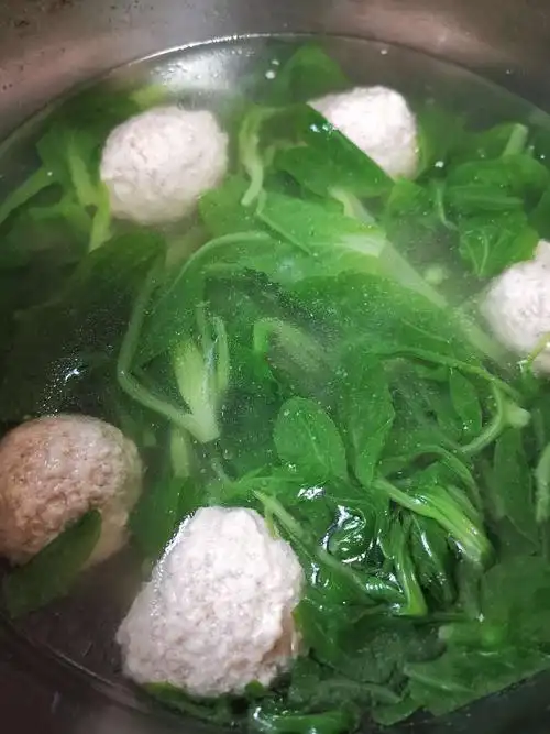 青菜肉圆汤