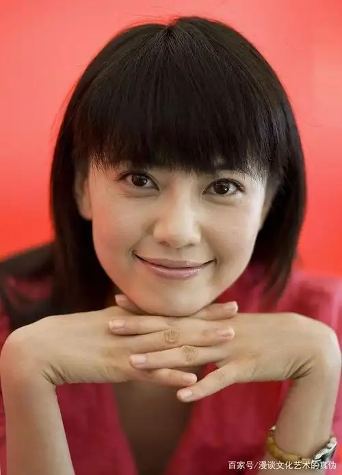 欣赏高圆圆少女时代青涩的照片