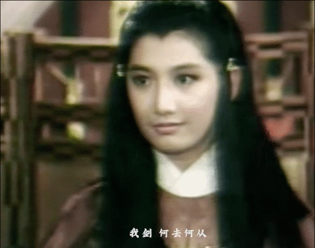 两版公认最美"赵敏",如今已判若两人,岁月不败美人但医美败