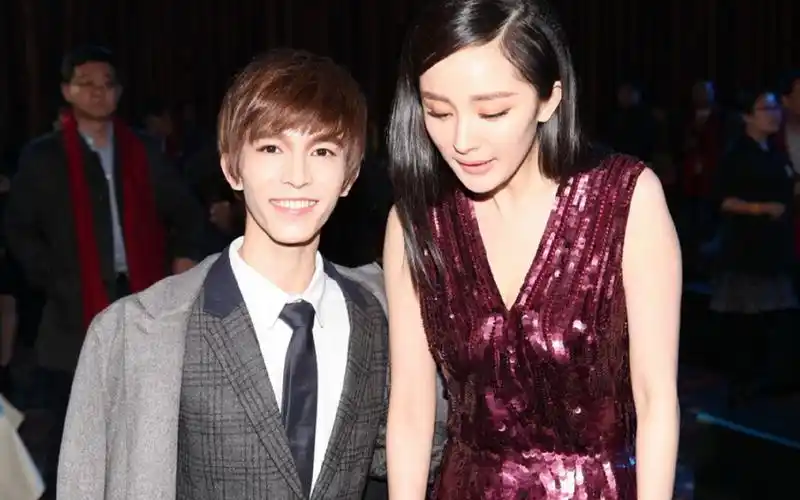 郭敬明的生活有多奢侈?