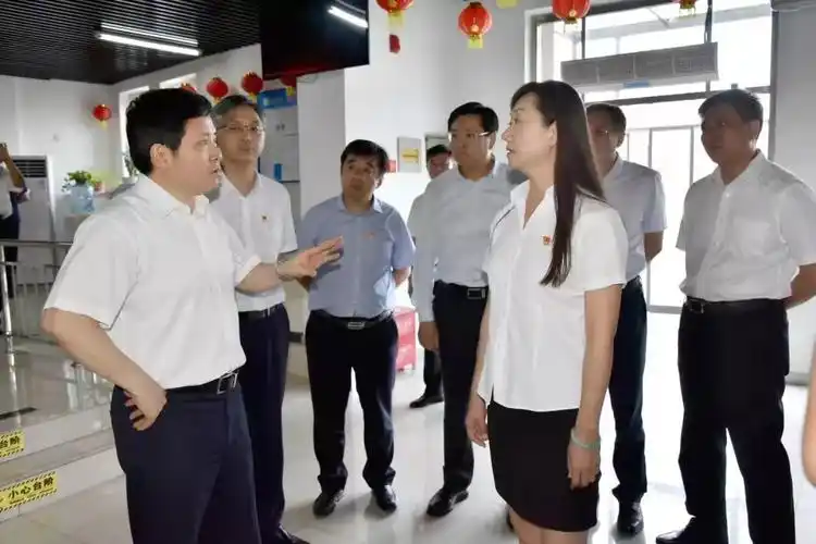 【关注】财政部和省财政厅领导来溪调研_刘伟