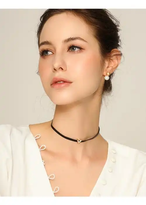 2020黑色颈链女锁骨链短款颈带项圈脖子项链潮-定制 v字项链