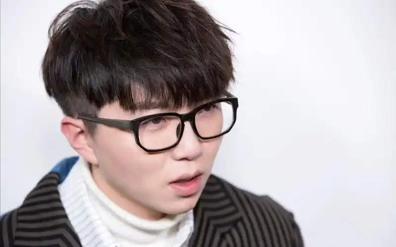 【毛不易】网易专访:做艺人就是找了一份新工作【我觉得我的粉丝看到