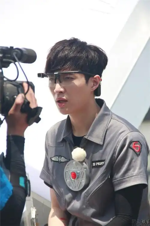 《极限挑战》拼心理读人性 张艺兴"舍己求胜"