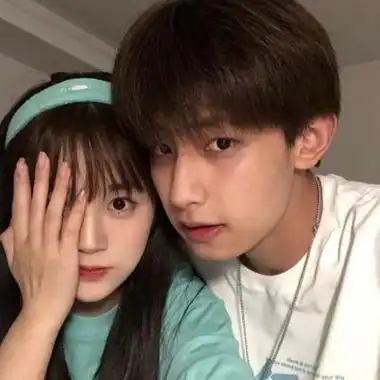 情侣头像2021高清双人图片2021情头情侣双人真人