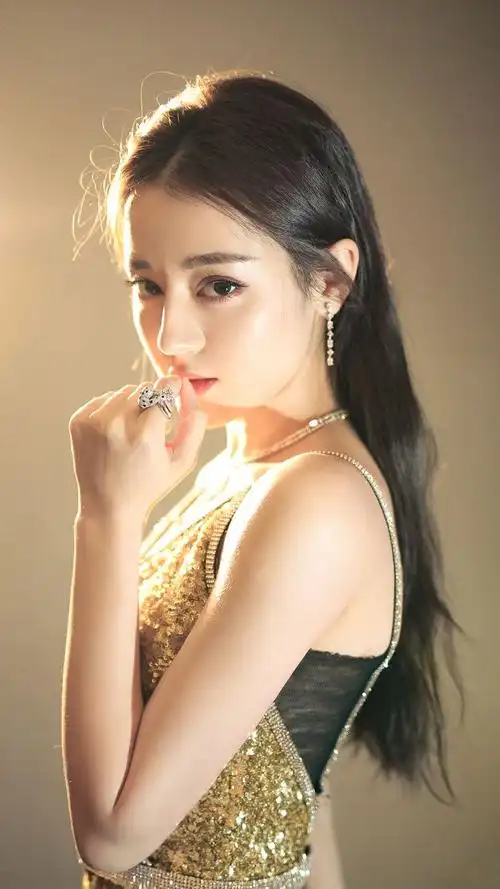 爱思壁纸 迪丽热巴