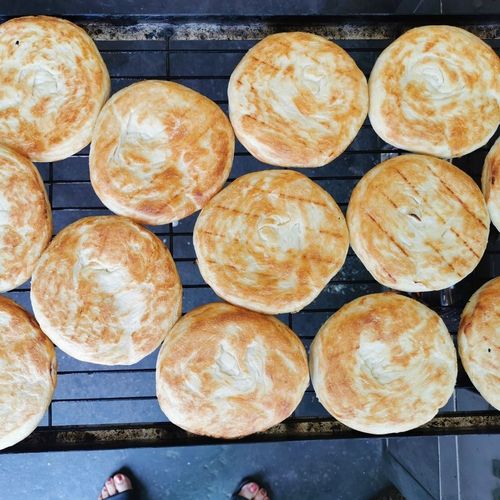 山东特产手工泰山油酥火烧香酥椒盐火烧老面白面烧饼单个80克左右