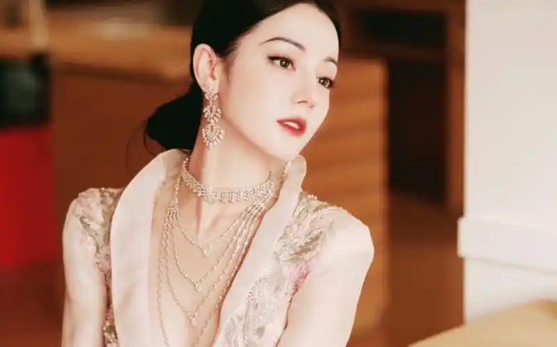 【迪丽热巴】guopei高定 高级珠宝和我巴完美融合!