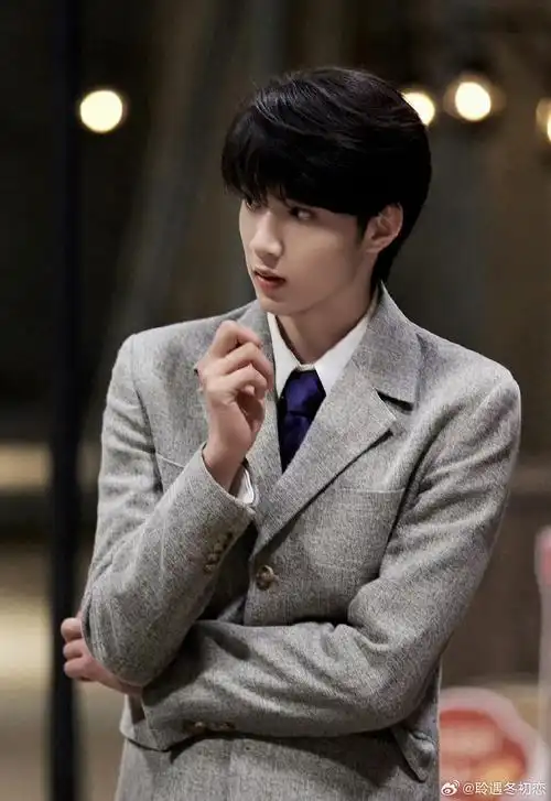 刘耀文[超话]# lyw#新声唱作人刘耀文# lyw#刘耀文 磁音苏神#   乔