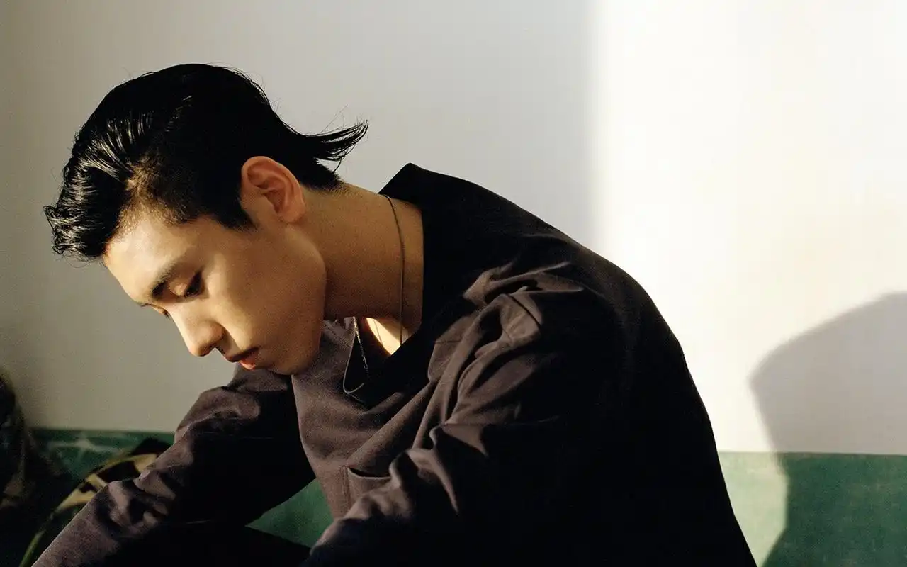 王子异帅气图片桌面壁纸