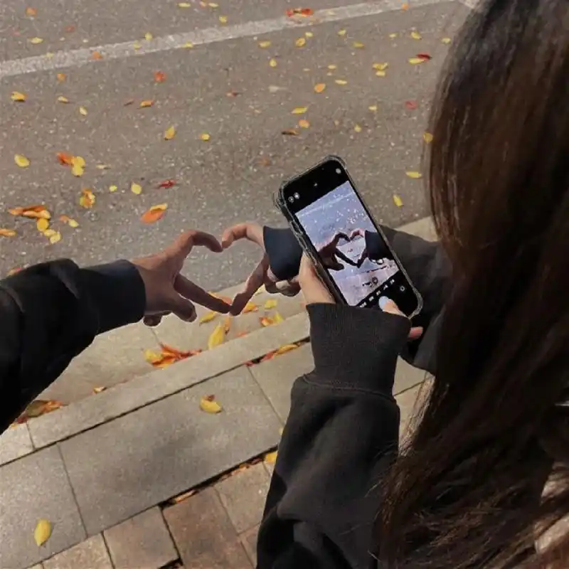 一些适合情侣官宣的微信背景图 一些适合情侣官宣的微信背景图