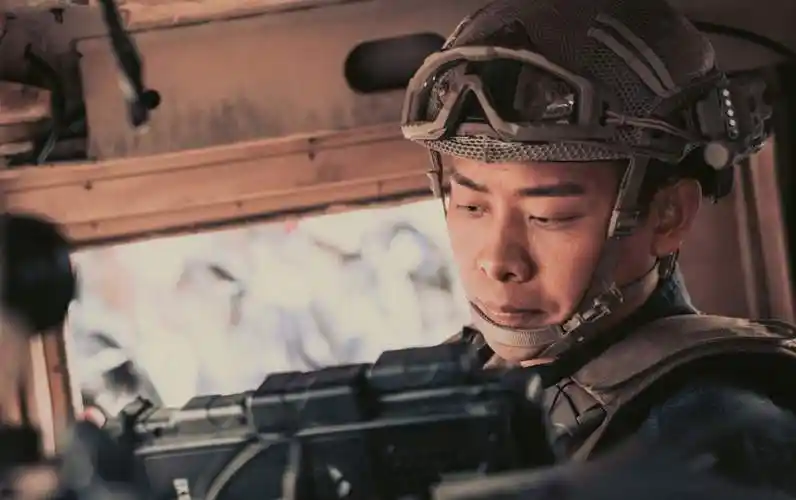 张译用《光荣时代》打开了秋冬热剧的大门,不接受反驳!