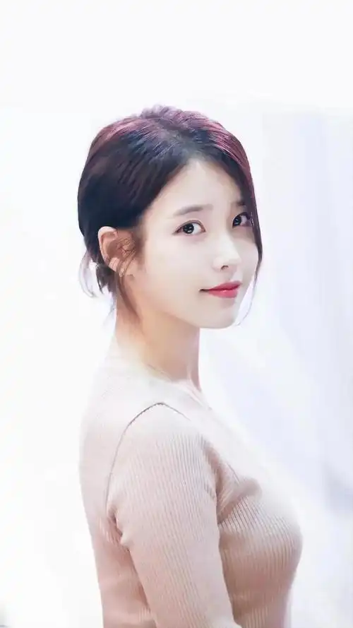 李知恩绝美照片