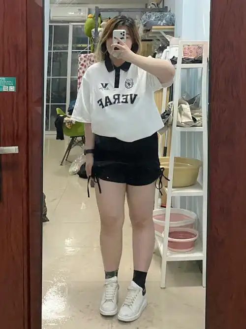 150斤胖妹美式学院辣妹风穿搭