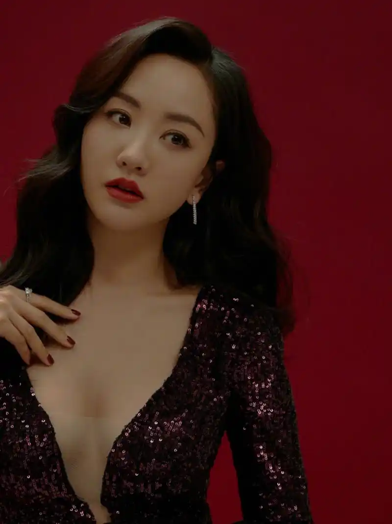 杨蓉40岁身材真完美!