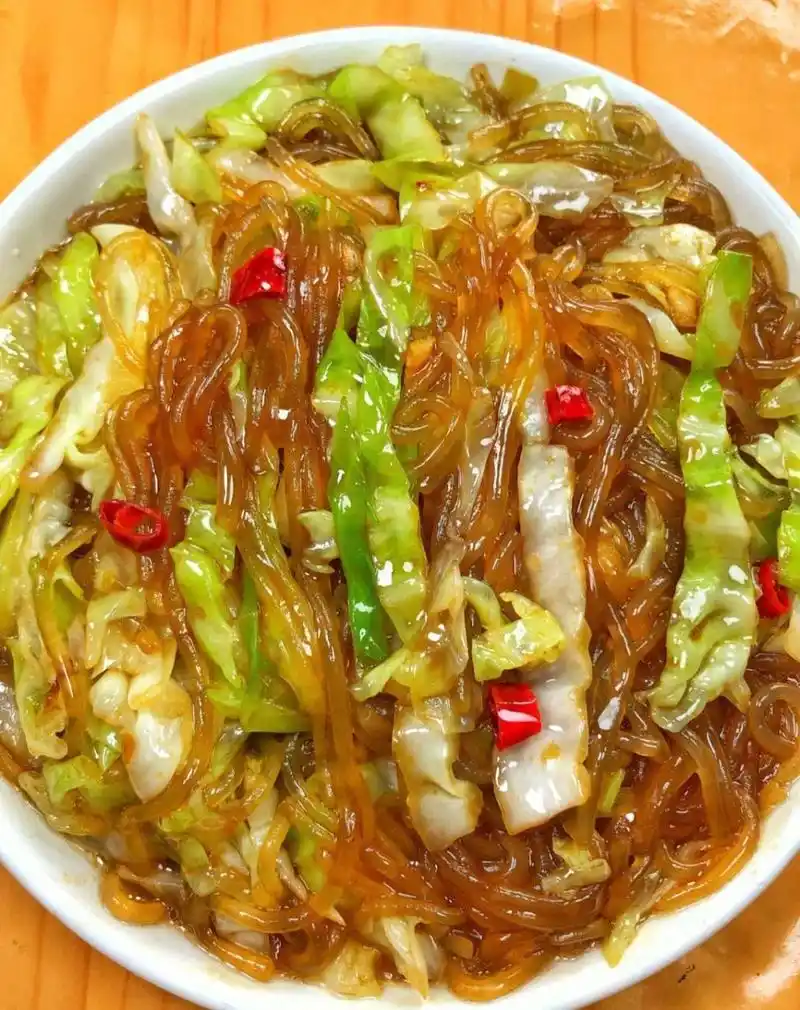 包菜炒粉丝  #奇趣美食嘉年华#