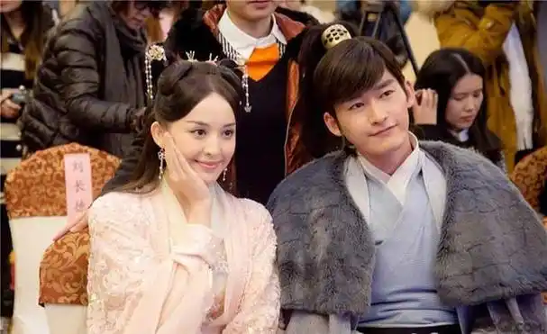 张翰居然有搞了一个对象,告别娜扎以后,现有找到了高文君