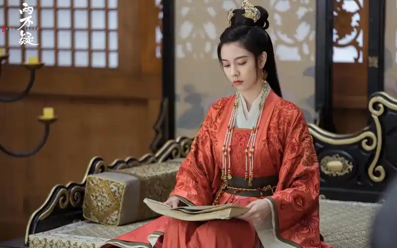 【恩爱两不疑 宋妍霏】恩爱两不疑定档0406 自从落水之后,城主变得