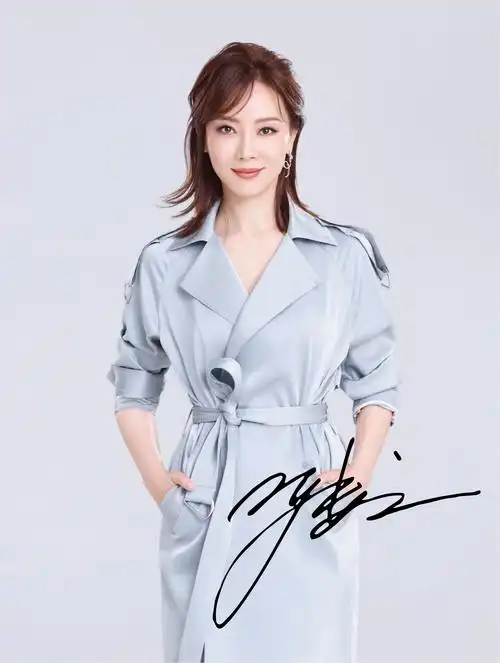 《和平饭店》蹿红 高冷特工陈数美丽外表下的是什么?