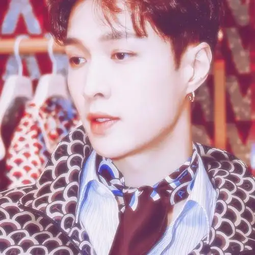 张艺兴头像/by奶糖泡芙