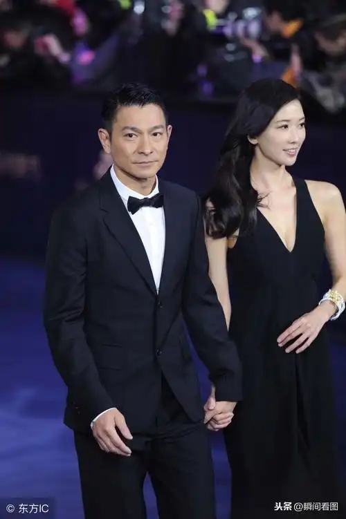 刘德华与林志玲亮相默契十足 网友:这次刘德华年轻了10岁