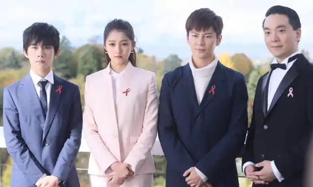 易烊千玺,关晓彤在世卫总部全英文演讲,他们的口语怎么样?