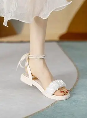 配小裙子的凉鞋软底学生版白色仙女风超仙珍珠丝带蝴蝶结罗马鞋潮